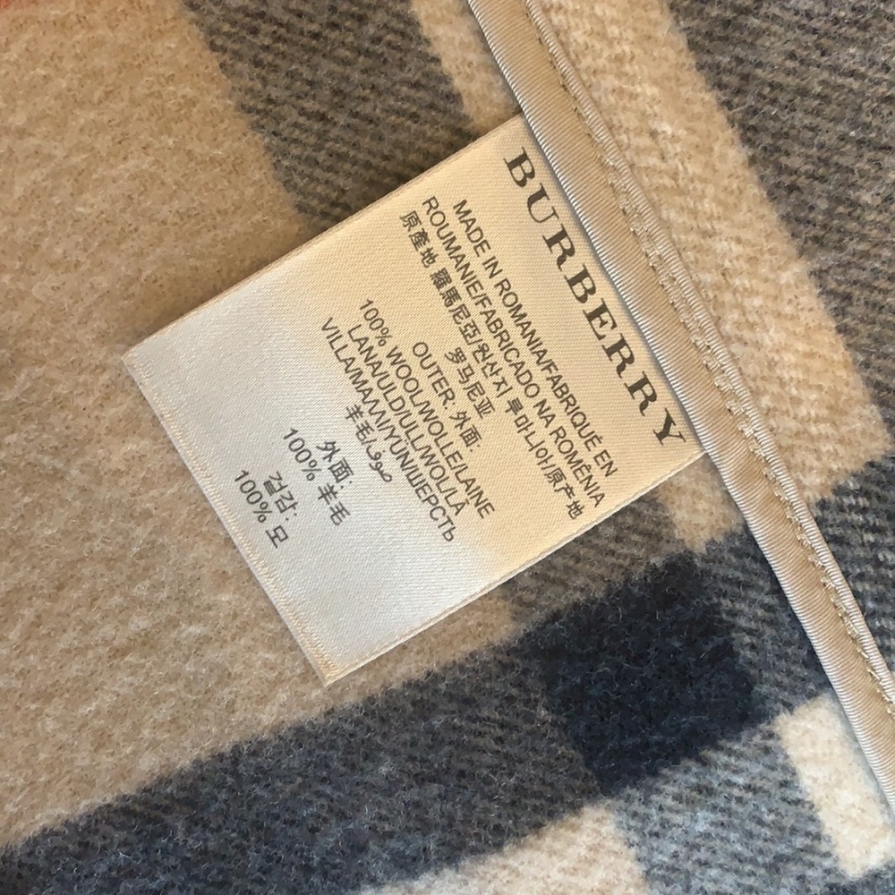 Burberry Tan Toggle Coat - Picture 3 of 5